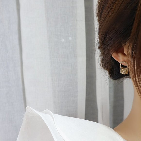 NEW 14K Gold Plated Diamond Circle Earrings - Picture 2 of 6